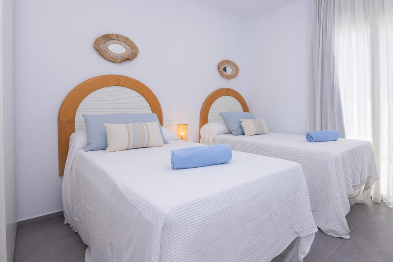 Apartment Family 6 Beachfront Corralejo By Holidays Home المظهر الخارجي الصورة